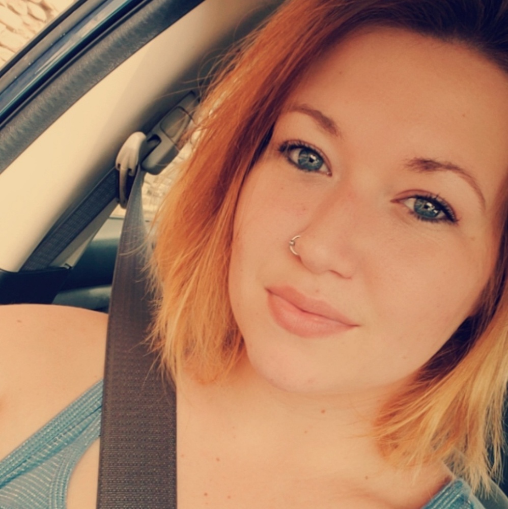 Meet your Posher, Nina